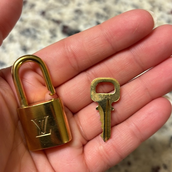 Authentic LV Padlock and Key - #304 - Picture 4 of 5